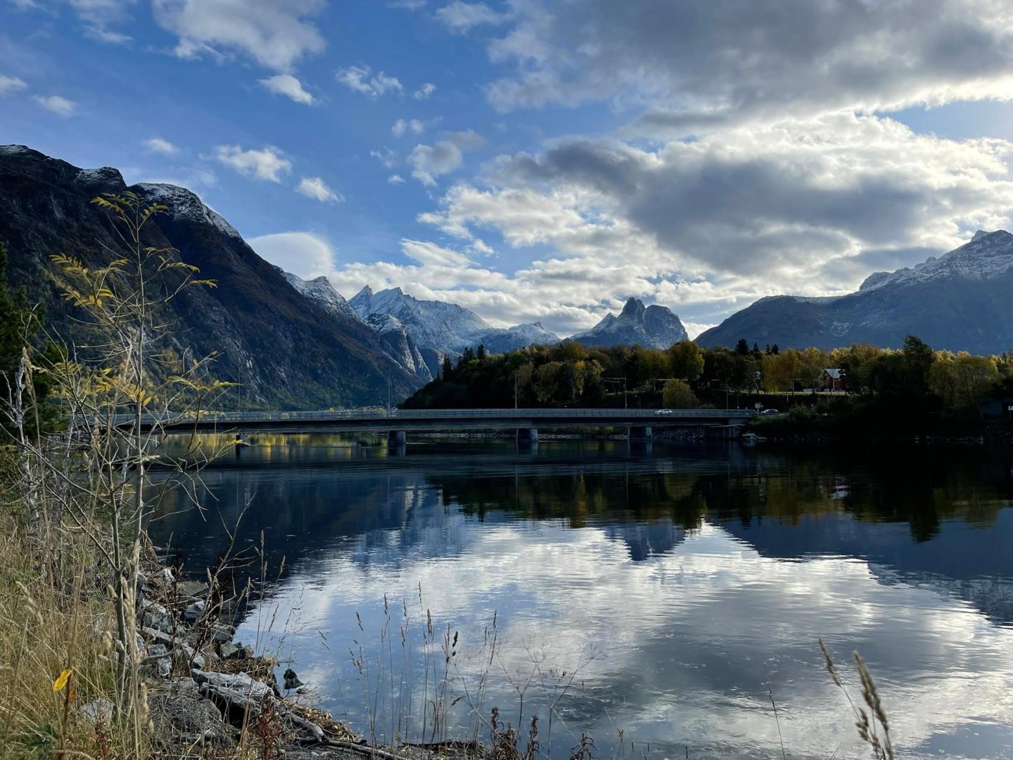 Bakkebo Rampestreken Apartment Andalsnes Exterior photo